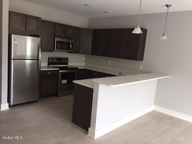 25 Hastings Dr unit 205, Albany, NY 12205 - photo 2