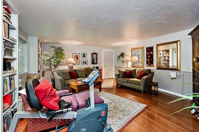 304 Lathrop Ln, Grants Pass, OR 97526 - photo 7