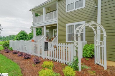 202 Ridenour Ave, Greenville, SC 29617 - photo 2