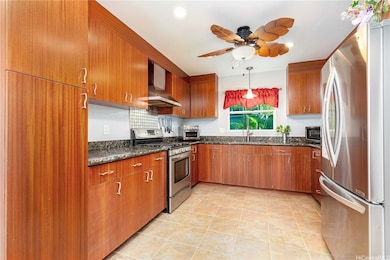 91-1011 Hiluhilu St, Kapolei, HI 96707 - photo 4