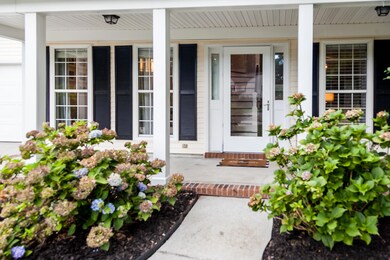 1904 Oak Tree Ln-91