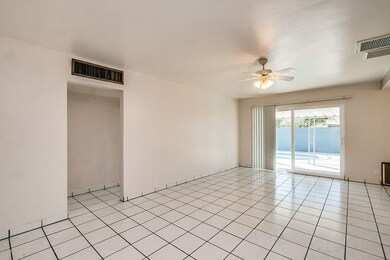 Living room & outside enjoyment area