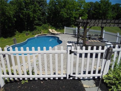 Entrance to the pool