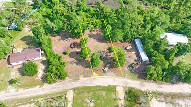 552 Hickory Bluff Dr, Southport, FL 32409 - photo 7