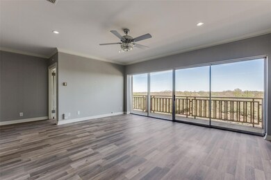 G508 Living-dining area ... sensational views of P