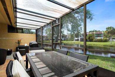 16263 Laurel Dr unit 10, Weston, FL 33326 - photo 6