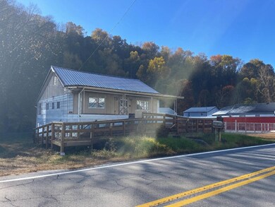 394 Campbells Creek Dr, Charleston, WV 25306 - photo 4