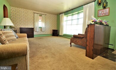 46 Kimmett Ave, Whitehall, PA 18052 - photo 3