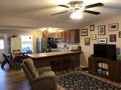 1250 W Adams Hill Cir unit 302, Bloomington, IN 47403 - photo 2