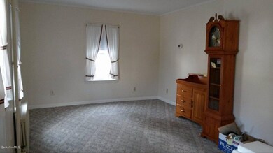 Living Rm