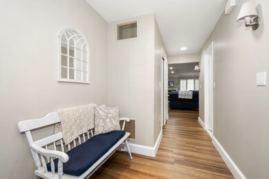 303 Greenwich Ct unit 303, Worcester, MA 01609 - photo 3