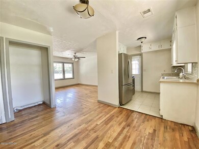 1104 Green St, Warner Robins, GA 31093 - photo 5