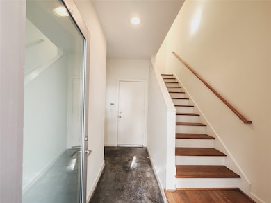 1842 Maryland St, Houston, TX 77006 - photo 4