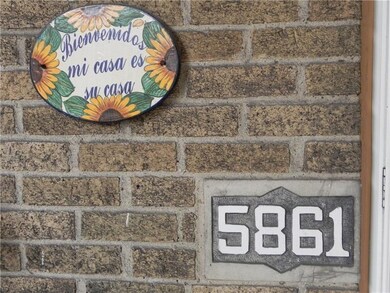 5861 Douglas St, Pittsburgh, PA 15217 - photo 3