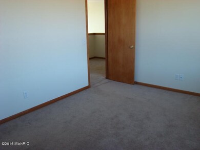 263 455777 1st bd rm view 3