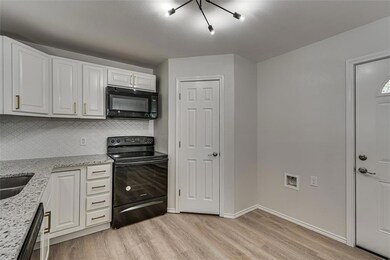 904 S Mckinney St, Ennis, TX 75119 - photo 6