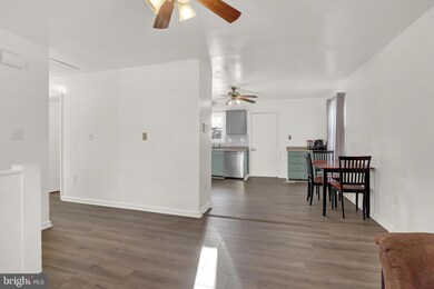 8 E Manor Ave, Enola, PA 17025 - photo 4