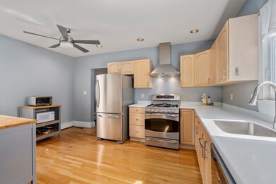 28 Clinton St, Newton, MA 02458 - photo 6