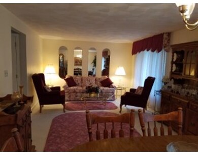 17 Tulip Cir unit 17, Haverhill, MA 01830 - photo 6