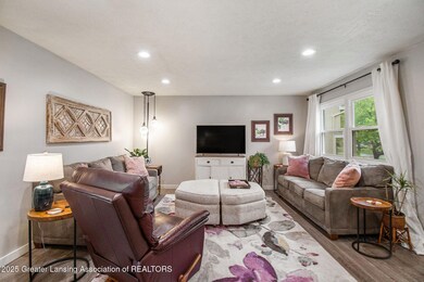 4626 Blackberry Ln, Lansing, MI 48917 - photo 7