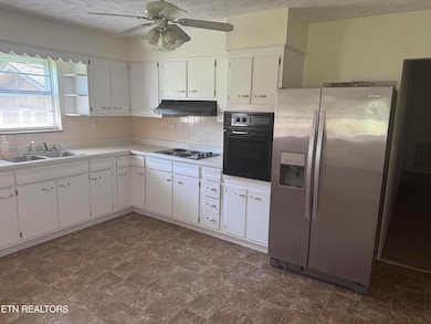 520 Hopewell Rd, Maryville, TN 37801 - photo 4