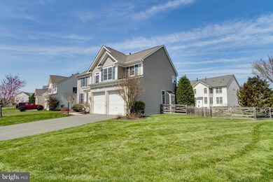12180 Emory Falls Ct, Bristow, VA 20136 - photo 2