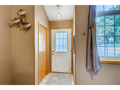 8352 Copperfield Way Inver Grove Heights MN - Web 