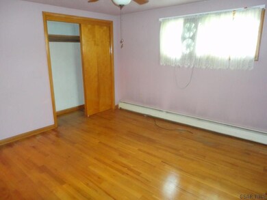 1748 Goucher St, Johnstown, PA 15905 - photo 6