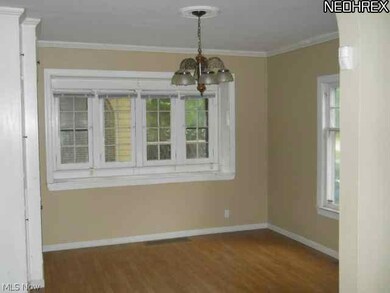 3349 Euclid Heights Blvd, Cleveland, OH 44118 - photo 4