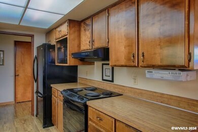 16260 SW Sunrise Ln, McMinnville, OR 97128 - photo 5