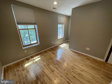 4309 Main St unit 2, Philadelphia, PA 19127 - photo 5