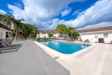 708 SE 2nd Ave unit 421, Deerfield Beach, FL 33441 - photo 3