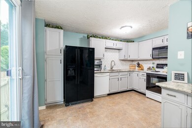 39 Thatch Ct, Elkton, MD 21921 - photo 3