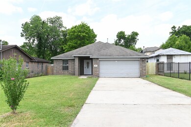 7105 Glass St, Houston, TX 77016 - photo 2