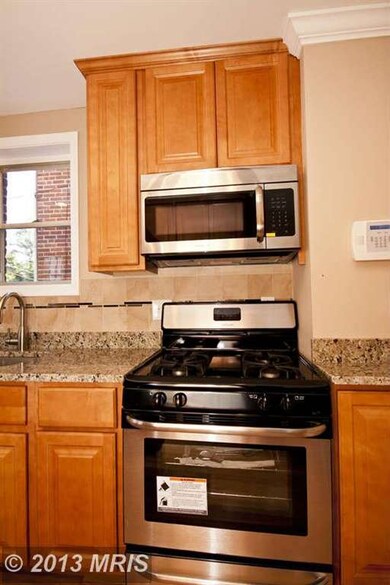 3724 Flowerton Rd, Baltimore, MD 21229 - photo 4