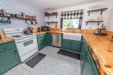 6746 Vt Route 100, Whitingham, VT 05361 - photo 7