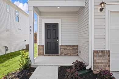 667 Cozy Bluff Rd, Spartanburg, SC 29301 - photo 3