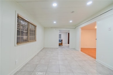 9426 Tamarisk Ave unit 21, Hesperia, CA 92345 - photo 7