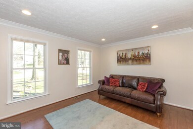 11919 Gold Needle Way, Columbia, MD 21044 - photo 4