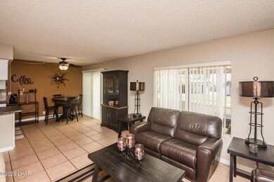 1757LosLagosDrUnitA_12