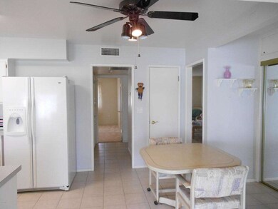 13616 N Silverbell Dr unit 15C, Sun City, AZ 85351 - photo 3