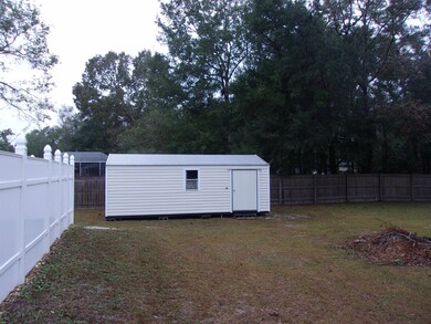 110 Taff Dr, Crawfordville, FL 32327 - photo 4