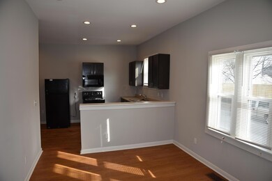 352 E Hinman Ave, Columbus, OH 43207 - photo 4