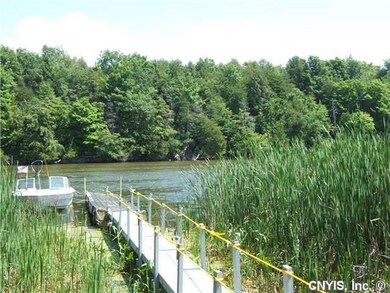Waterfront/Dock/Pier Waterfront