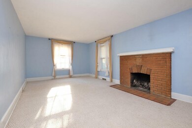 312 Riverview-3