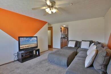 2263-Cardston-08