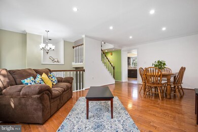 5703 Mason Bluff Dr, Burke, VA 22015 - photo 5