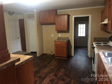 5043 Crawford Rd, Gastonia, NC 28052 - photo 3