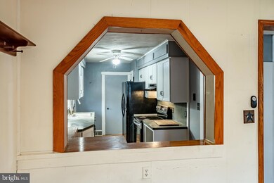 1203 New Holland Rd, Reading, PA 19607 - photo 7