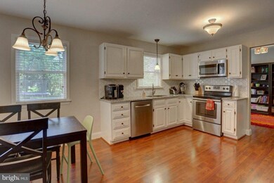 103 Strickler Run Dr, Columbia, PA 17512 - photo 4